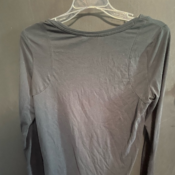 🔥3 for $15🔥 Long sleeve NIKE long sleeve shirt - Picture 4 of 4